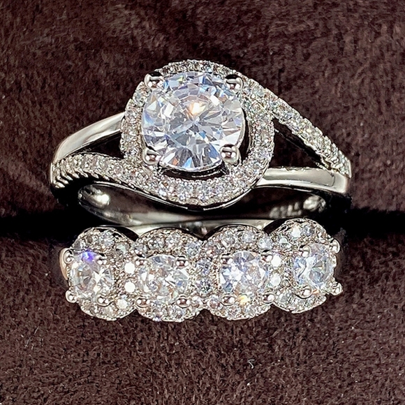 Charm Round Shape Rings Set - Picture 2 of 3